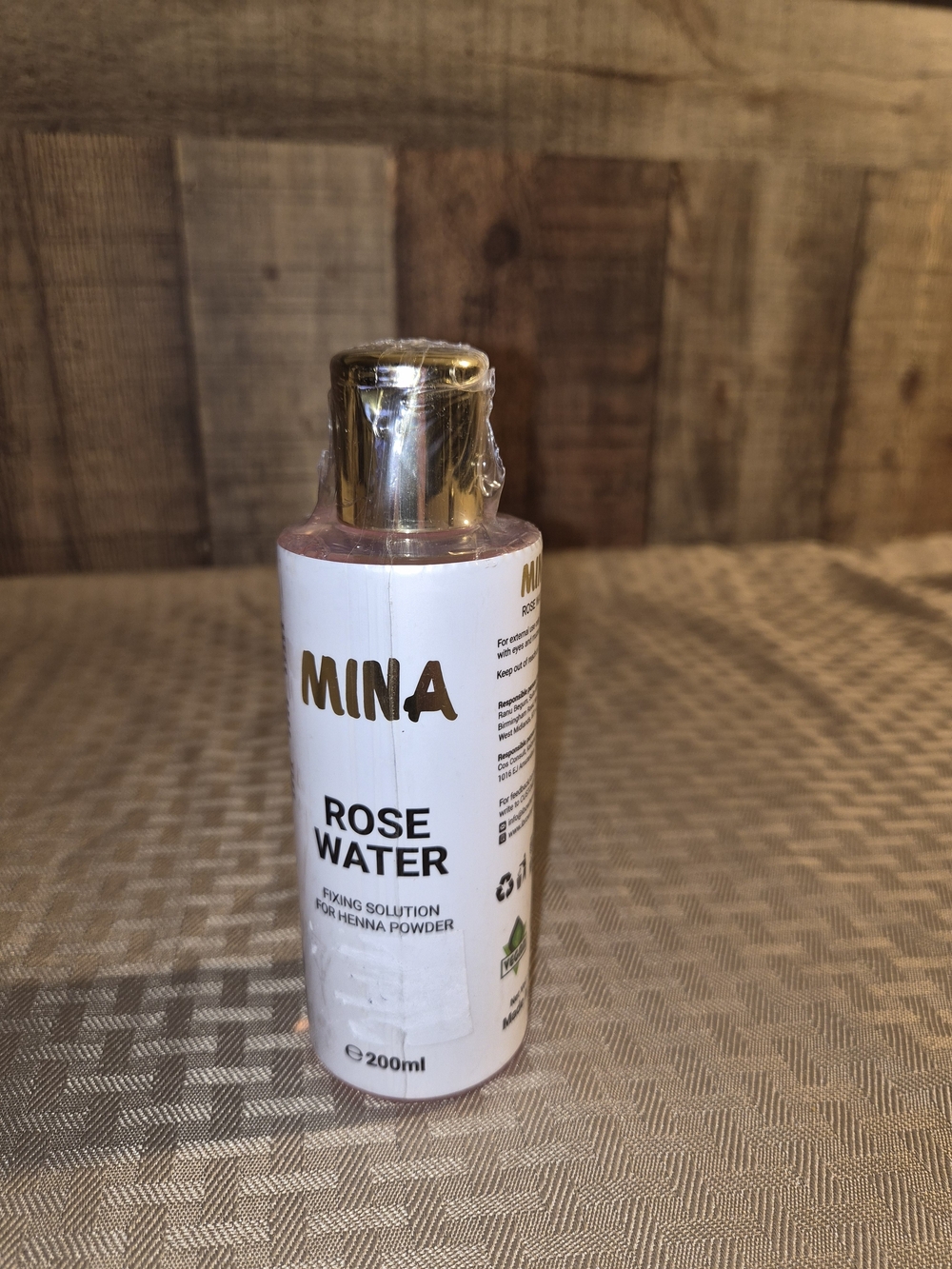 Rose Water Fixing Solution – 200ml, Pink